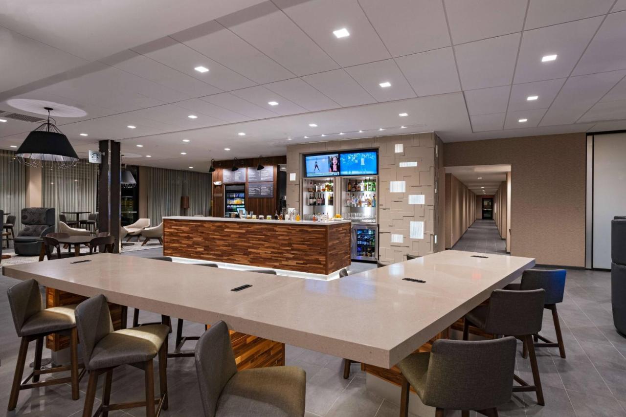Courtyard Dallas Гранд Прери Екстериор снимка