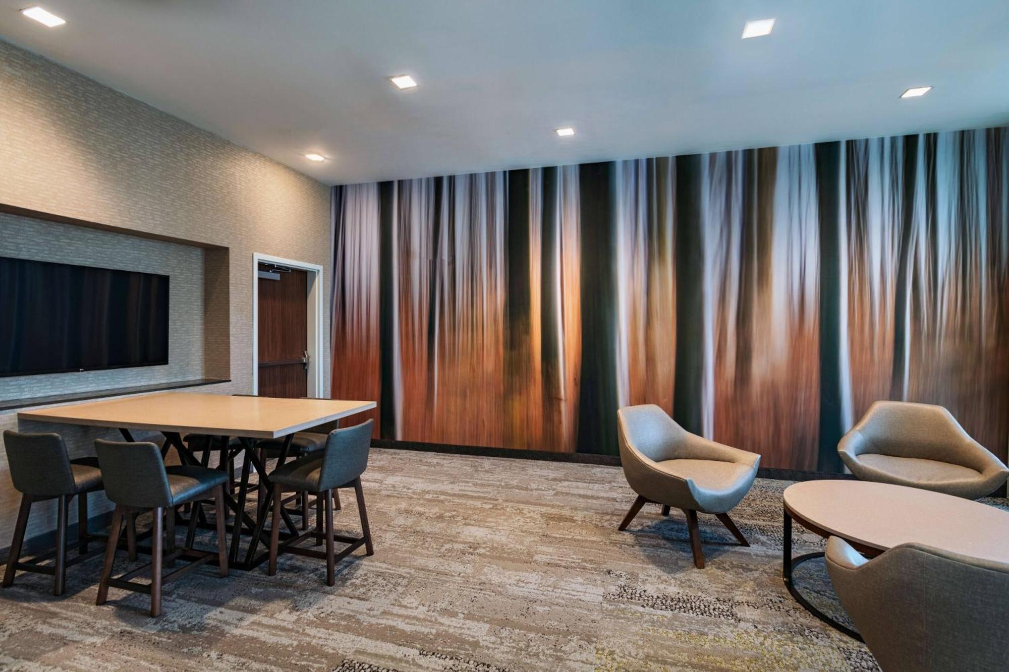 Courtyard Dallas Гранд Прери Екстериор снимка